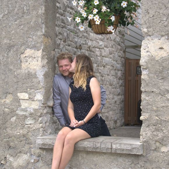 Meet your Posher, Jodie - Picture 1 of 1